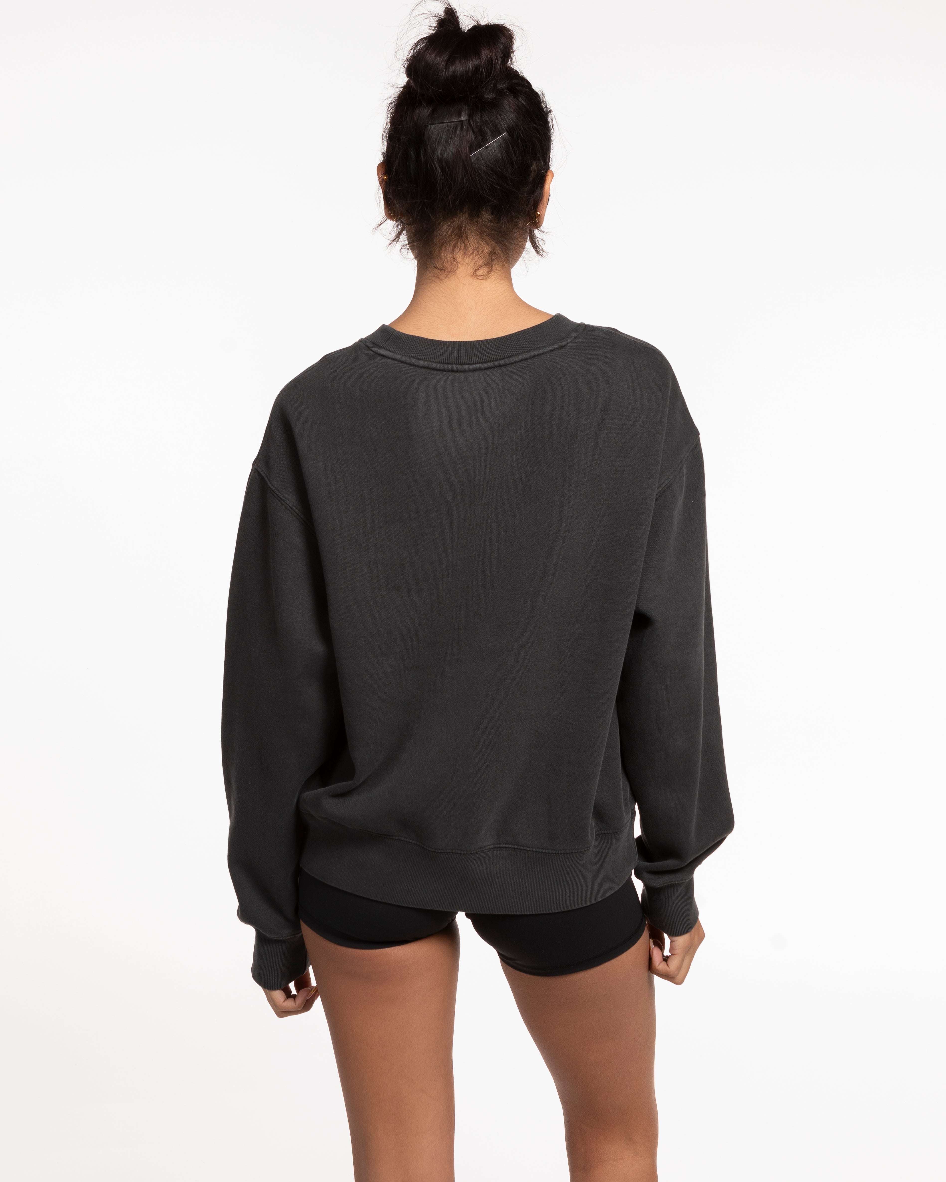 The Womens Crewneck - Washed Black