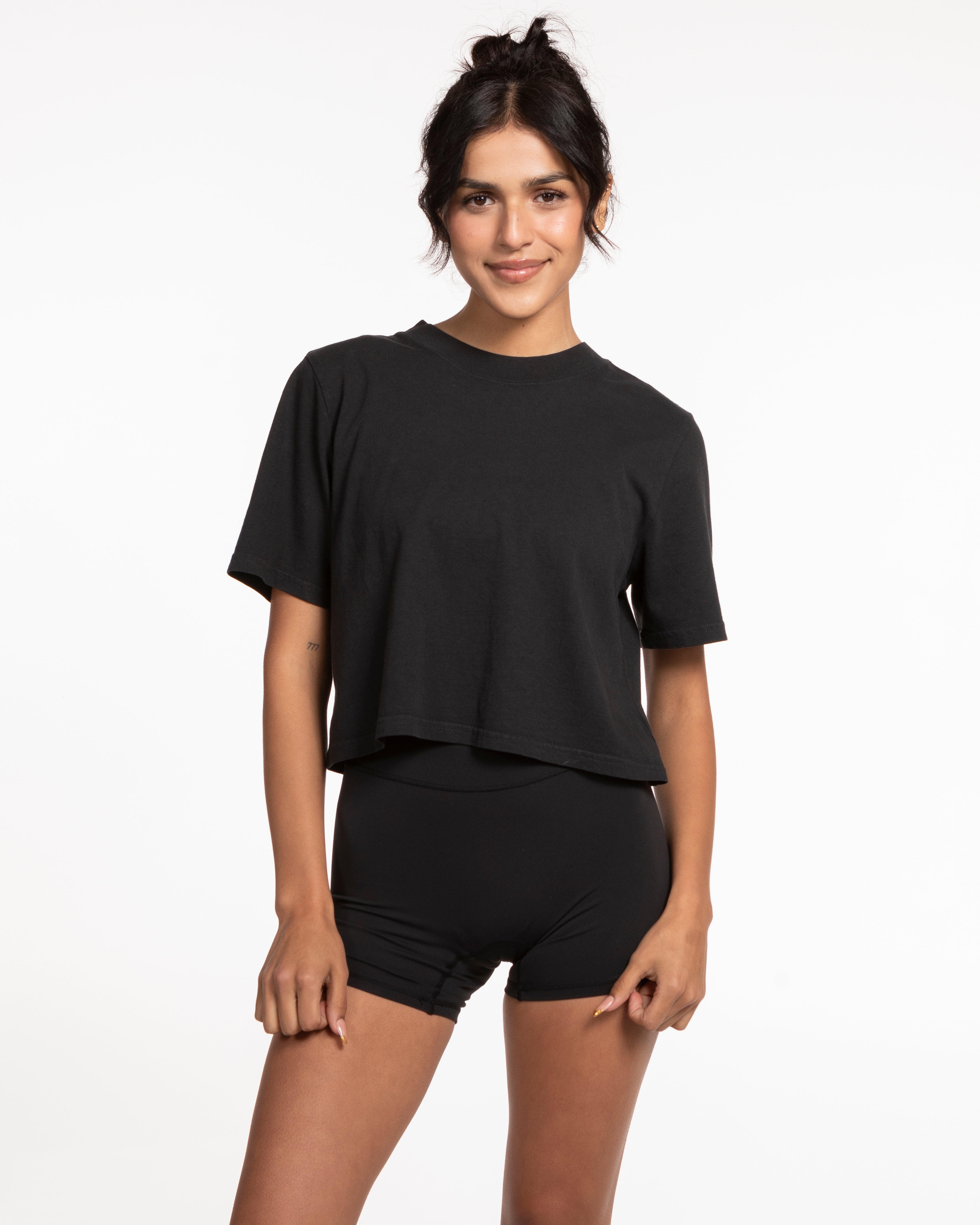 The Heavyweight Crop Tee - Washed Black