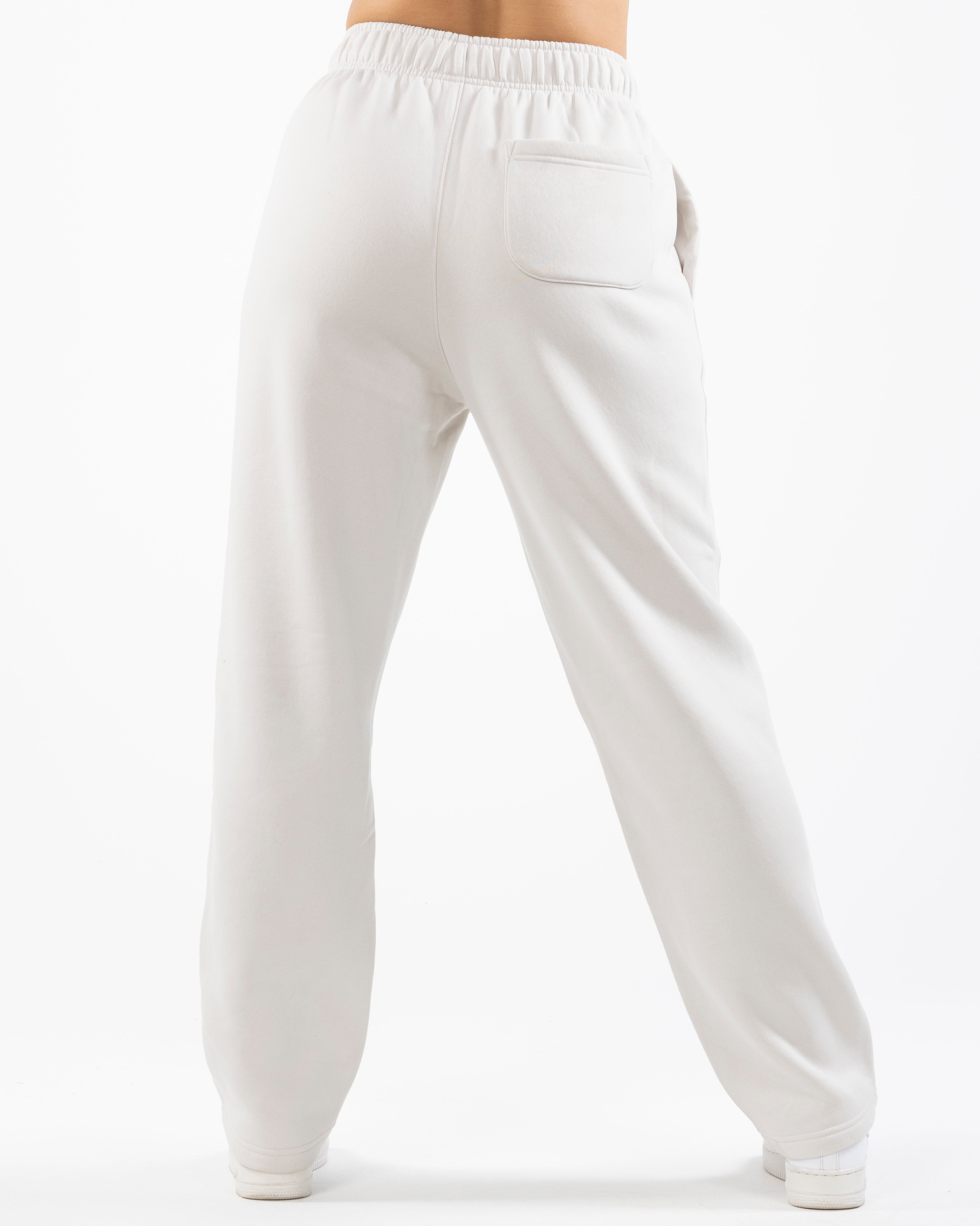 The Straight Leg Sweatpant - Bone