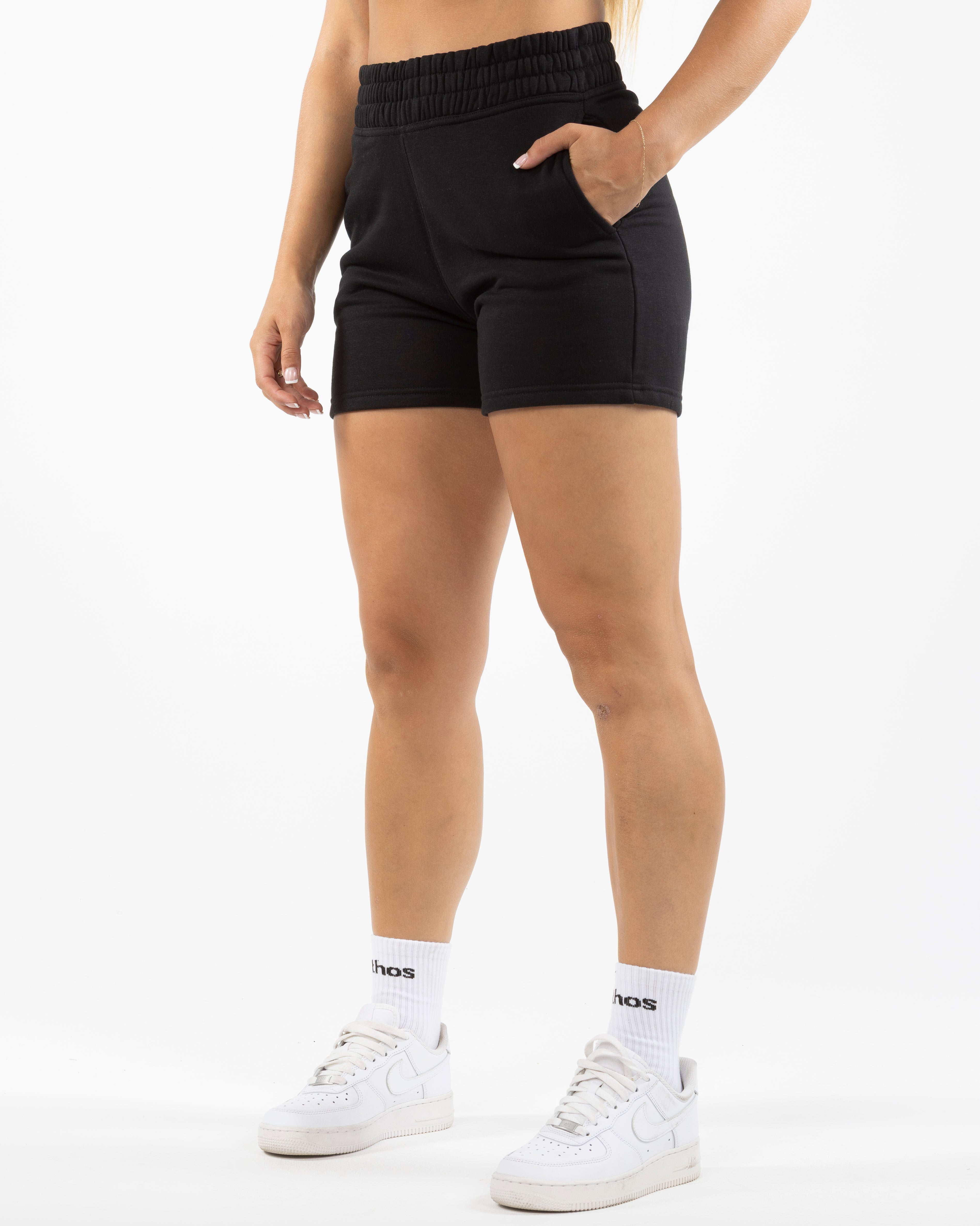 The Womens Jogger Shorts - Black