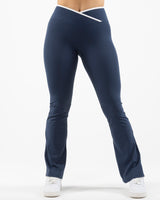 The Crossover Flare Legging - Navy