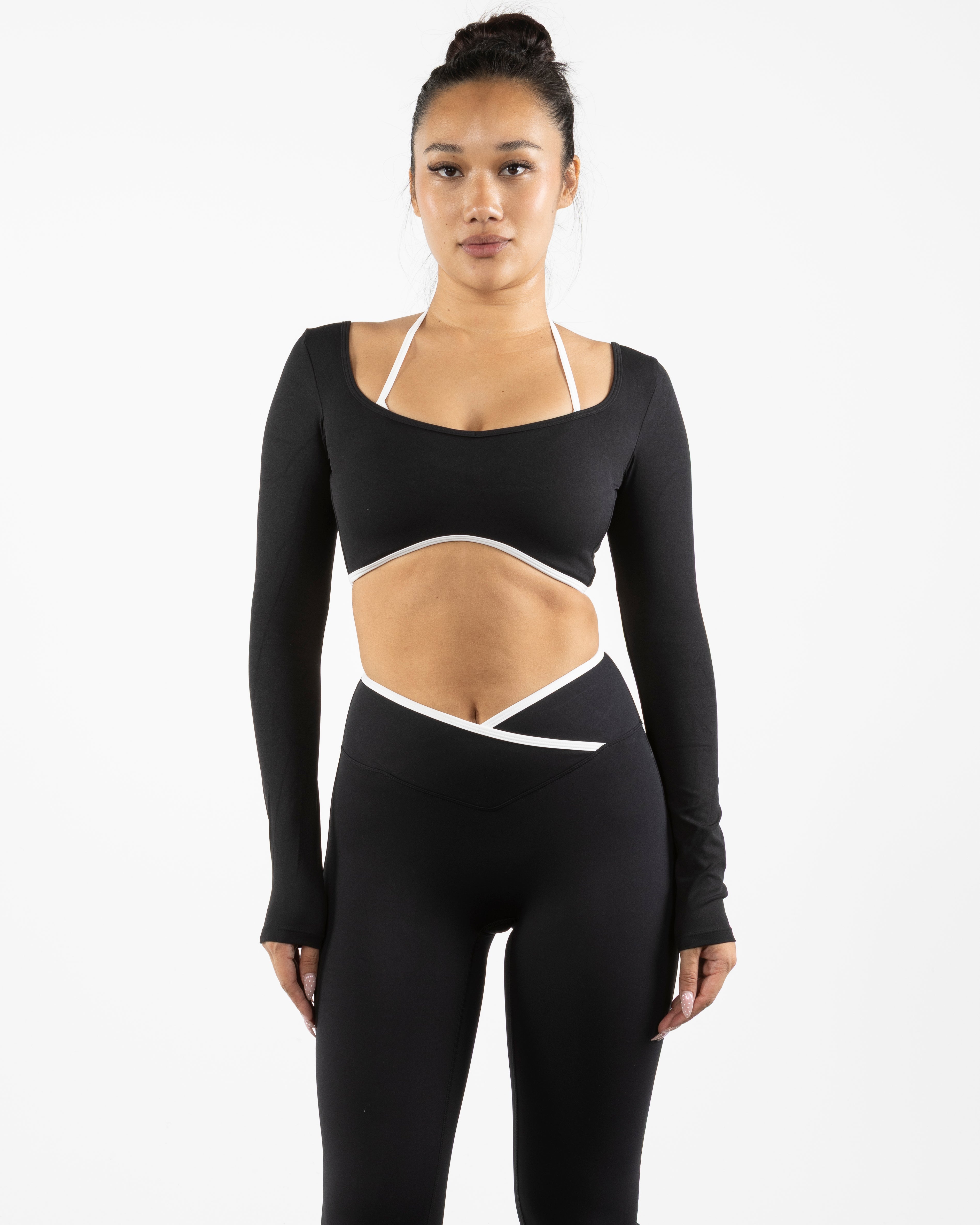 The Piped Crop Long Sleeve - Black
