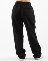 The Straight Leg Sweatpant - Black
