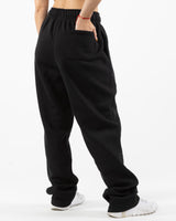 The Straight Leg Sweatpant - Black