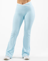 The Crossover Flare Legging - Light Blue