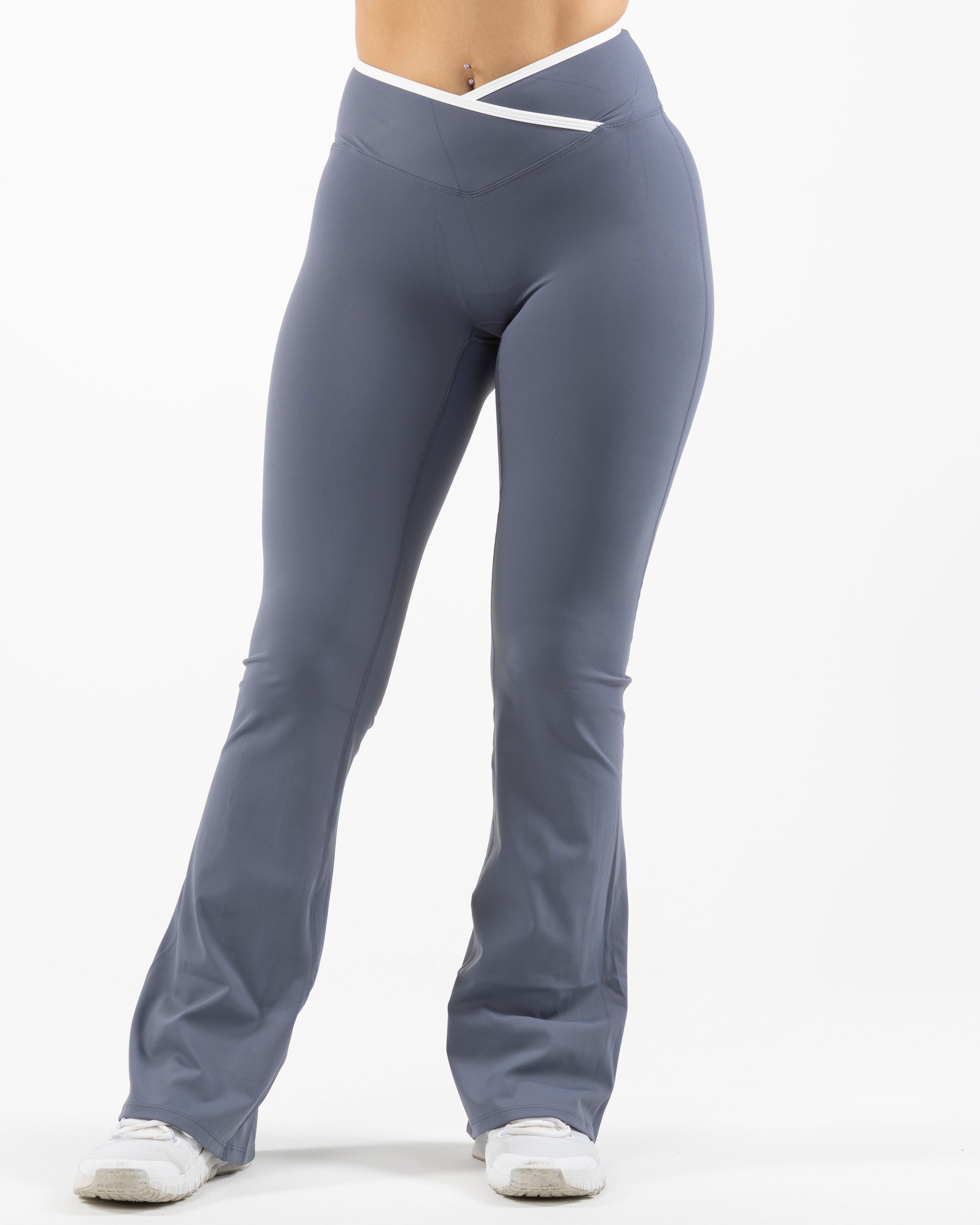The Crossover Flare Legging - Blue