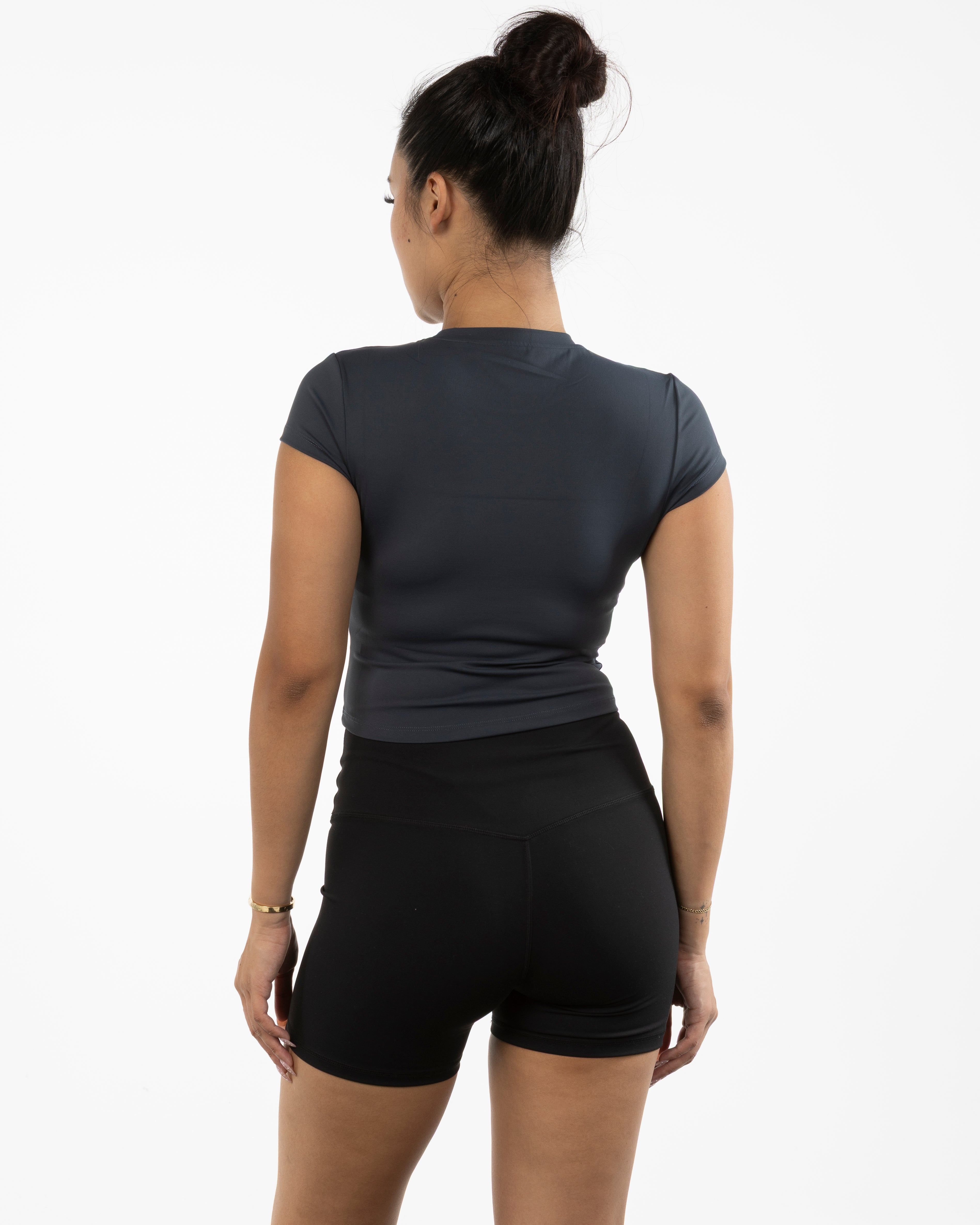 The Sporty Crop Short Sleeve - Grey