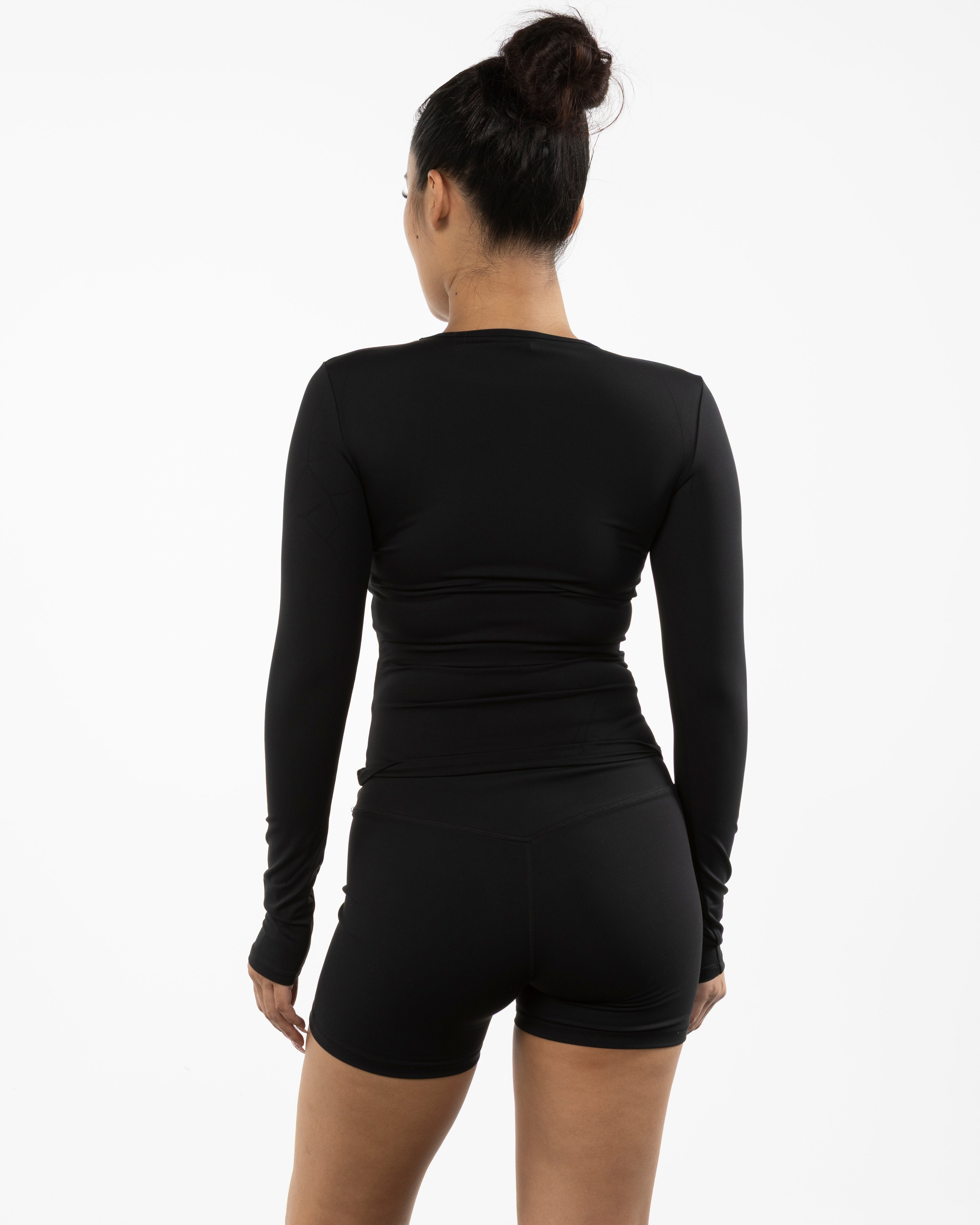 The Womens Sporty Long Sleeve - Black